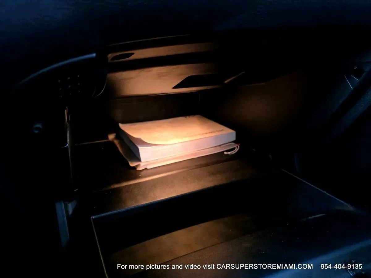 Used 2015 Kia Soul EV FWD image 44