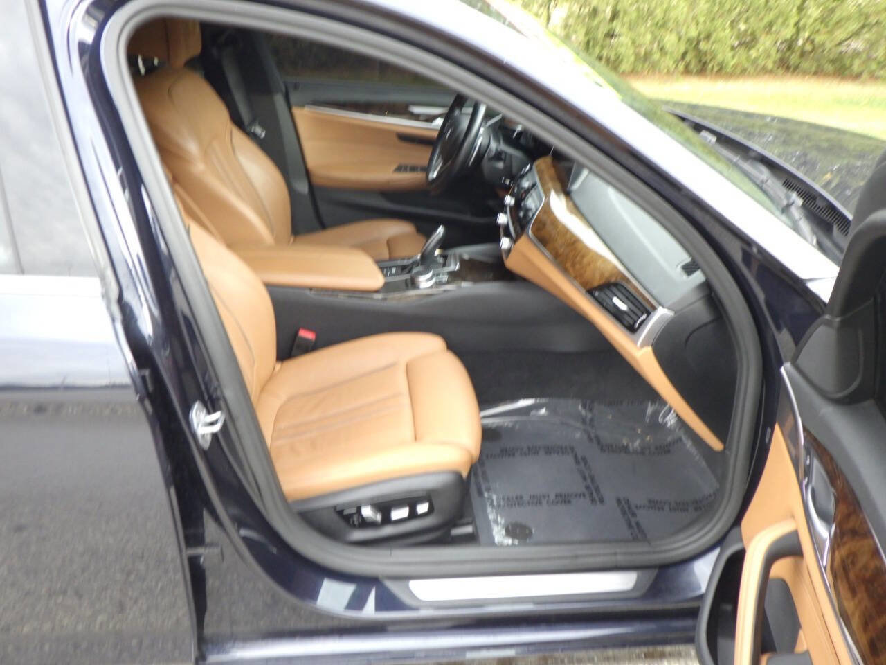 Used 2019 BMW 530i xDrive AWD/4WD image 13