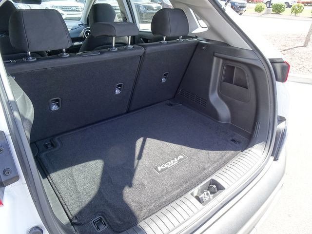 Used 2023 Hyundai Kona SE image 26