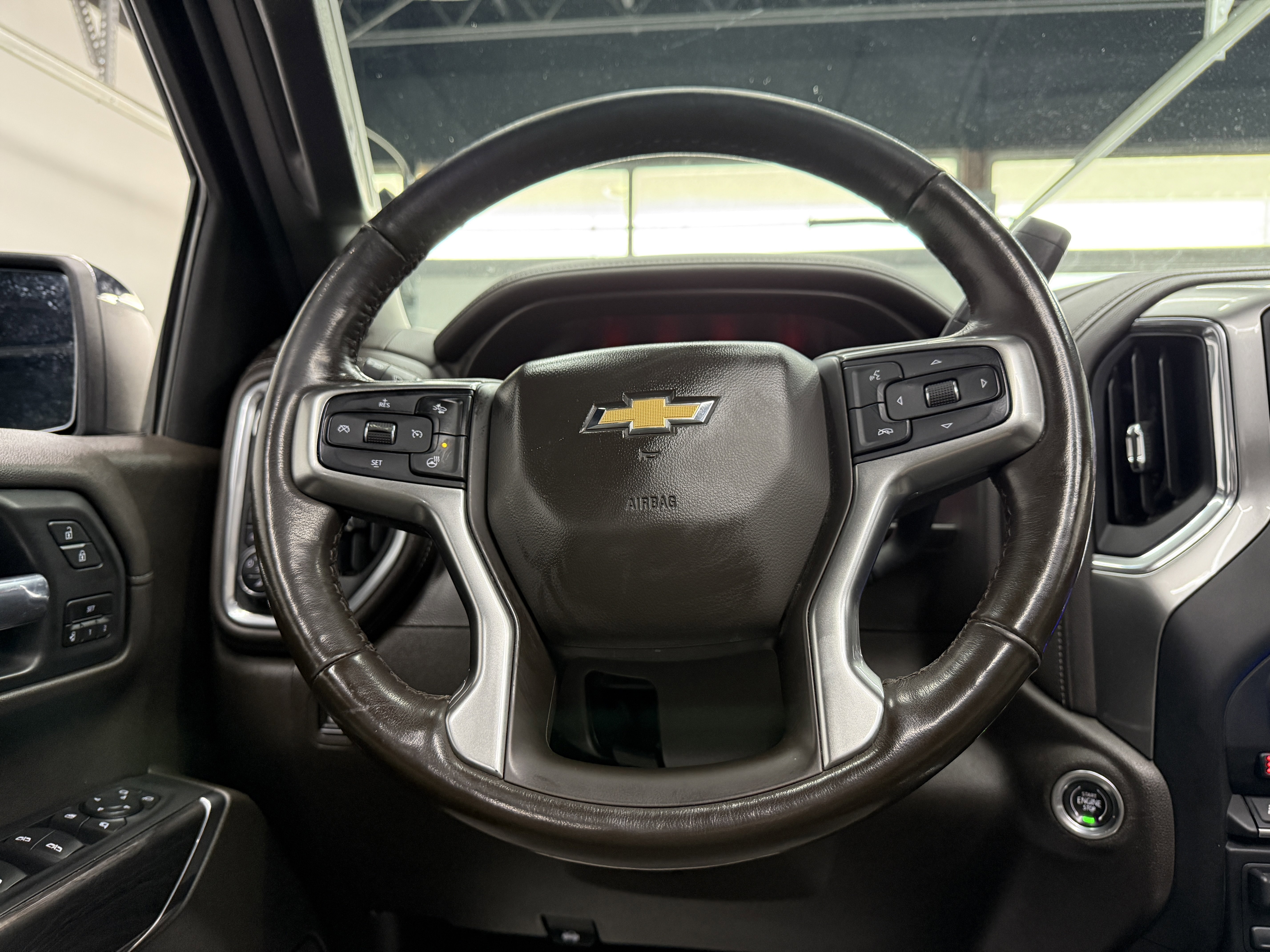 Used 2020 Chevrolet Silverado 1500 LTZ w/ LTZ Premium Package image 17