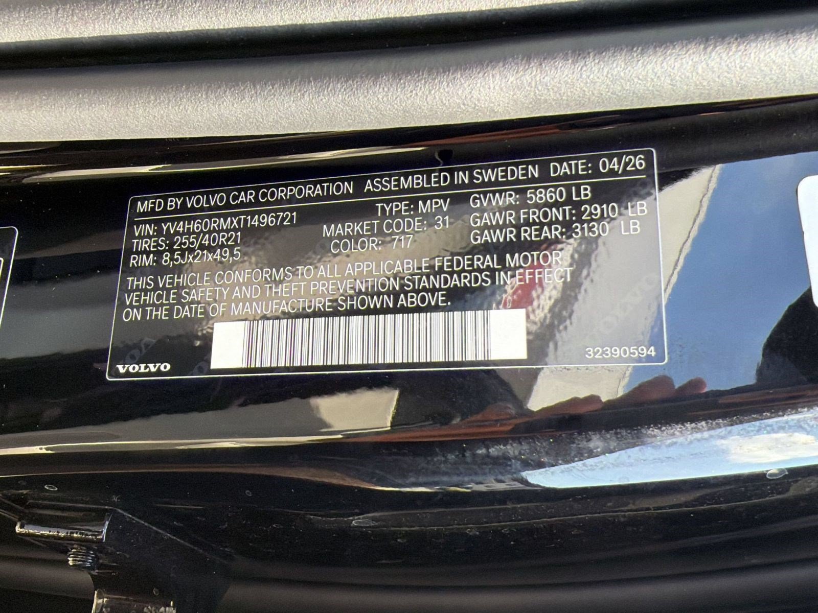 New 2026 Volvo XC60 T8 Ultra w/ Protection Package Premier AWD/4WD image 24