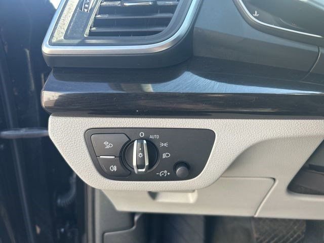 Used 2020 Audi Q5 2.0T Premium Plus w/ Premium Plus Package image 19