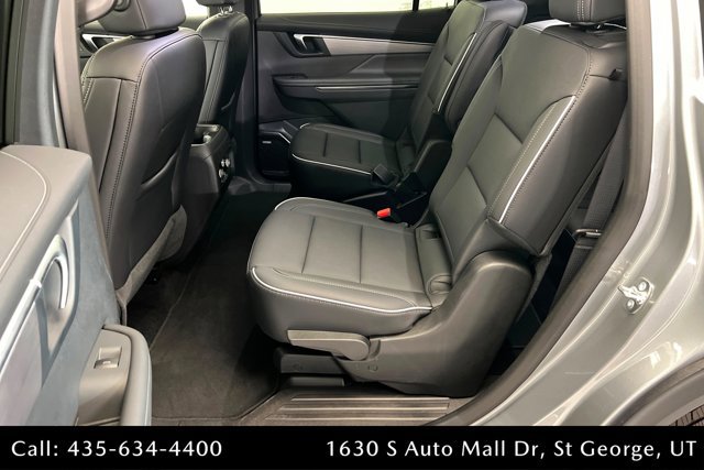 Used 2025 Buick Enclave Preferred image 21