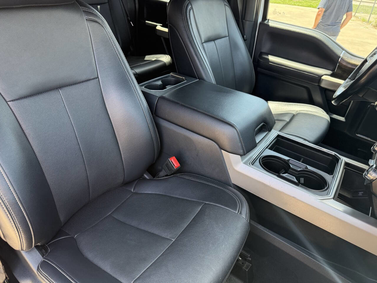 Used 2022 Ford F250 Lariat image 22