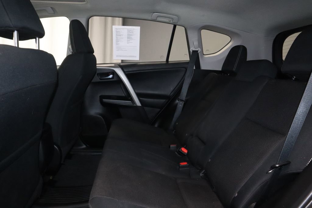 Used 2018 Toyota RAV4 XLE w/ Plus Extra Value Package FWD image 22