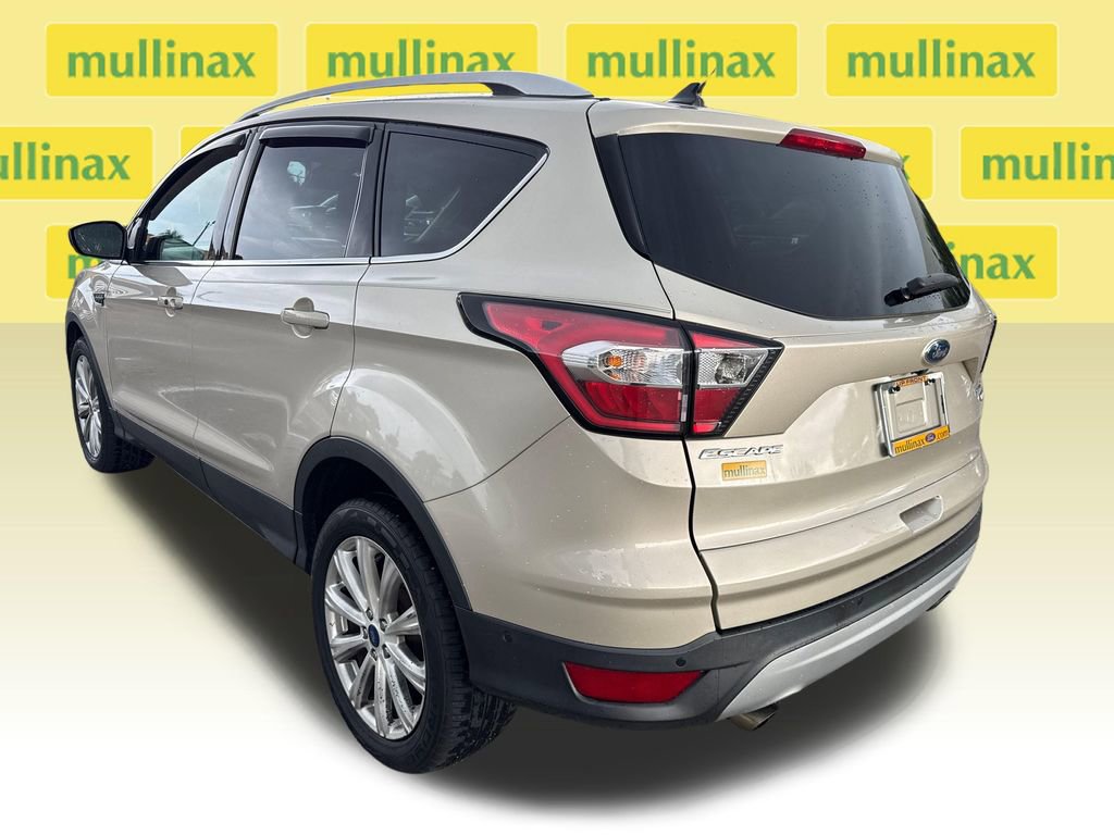 Used 2018 Ford Escape Titanium w/ Ford Safe & Smart Package AWD/4WD image 8