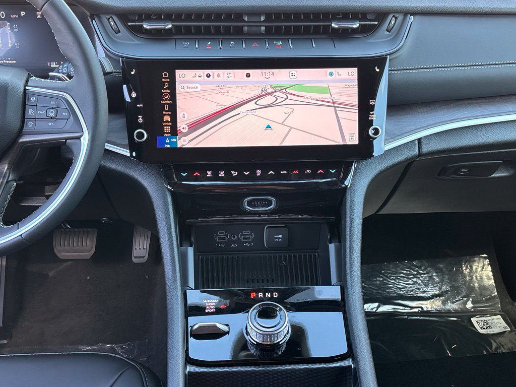 New 2027 Jeep Grand Cherokee Limited AWD/4WD image 23