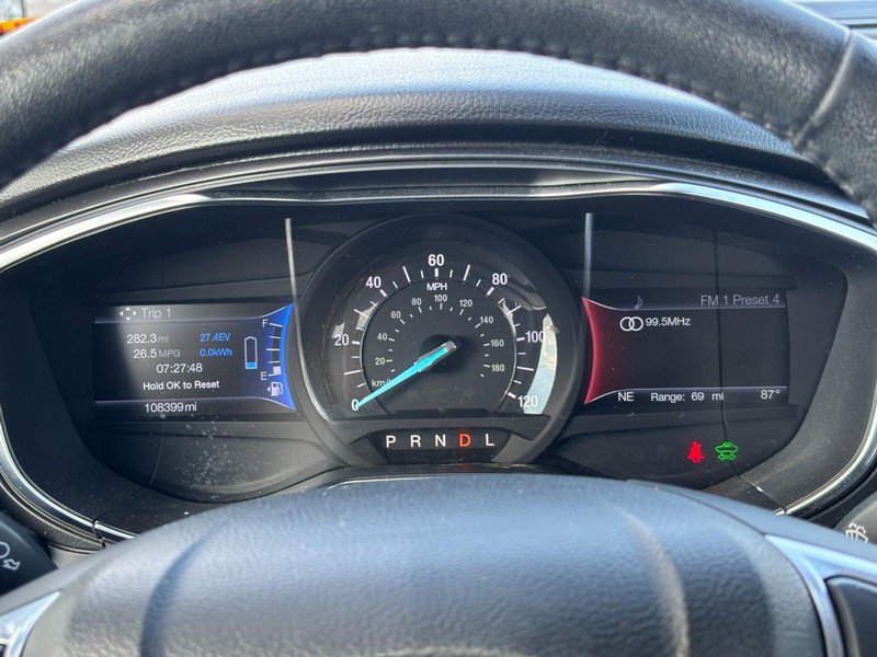 Used 2017 Ford Fusion Energi Titanium FWD image 21