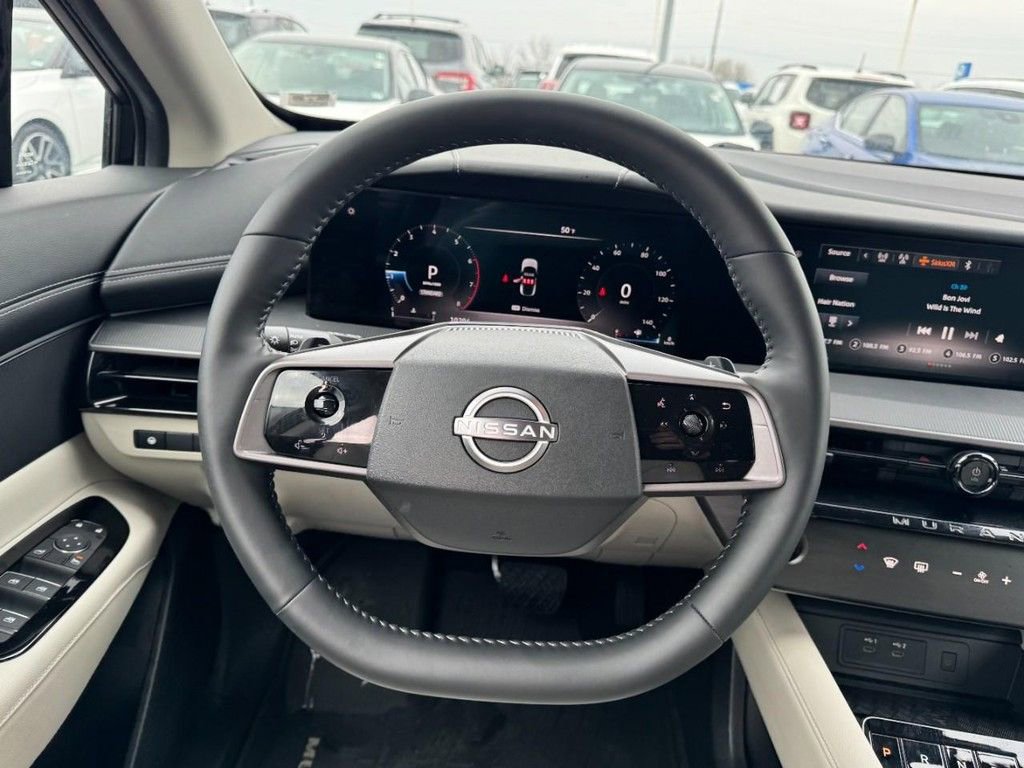 Used 2025 Nissan Murano SV AWD/4WD image 12