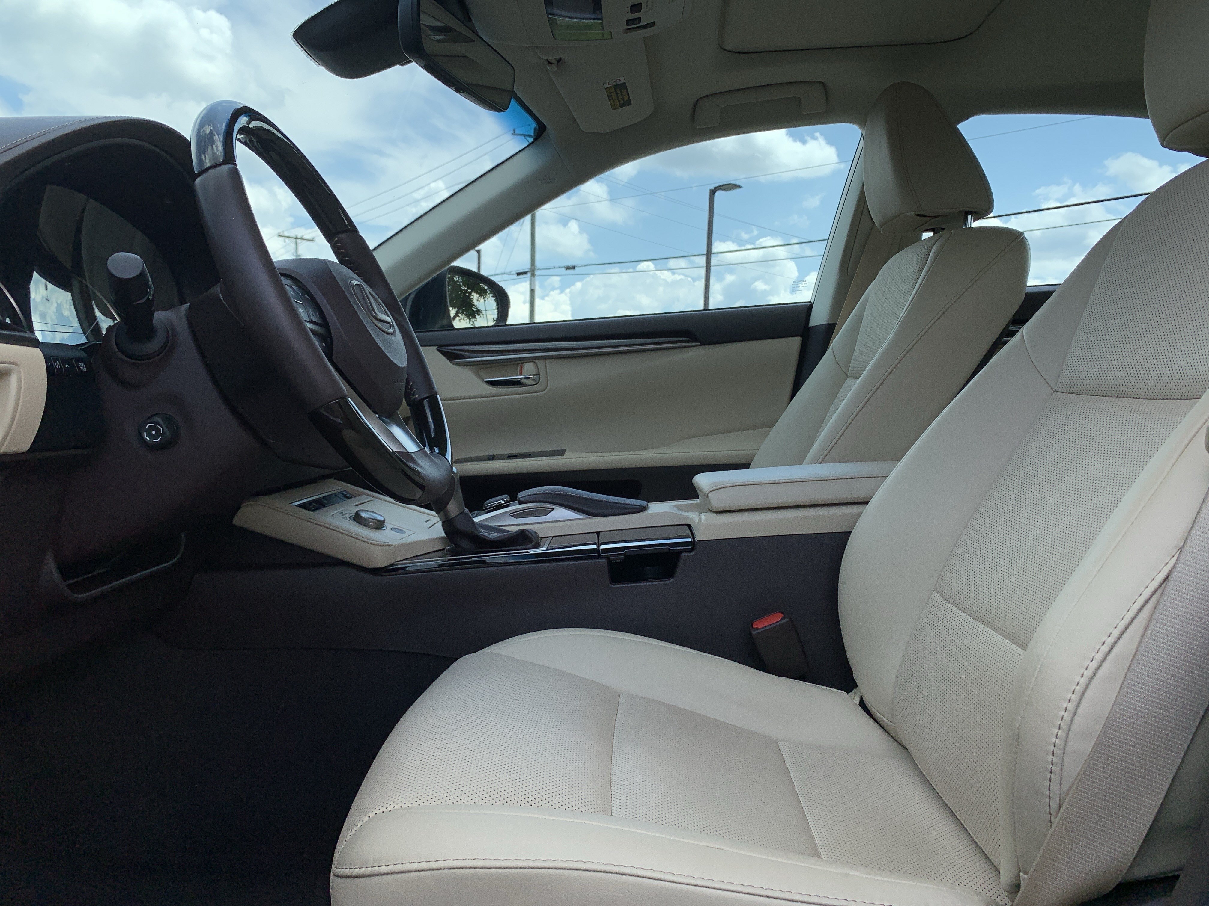 Used 2018 Lexus ES 350 w/ Navigation System Package FWD image 16