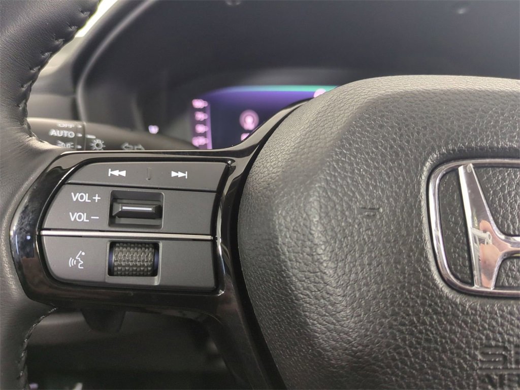 Used 2023 Honda Accord Touring image 31
