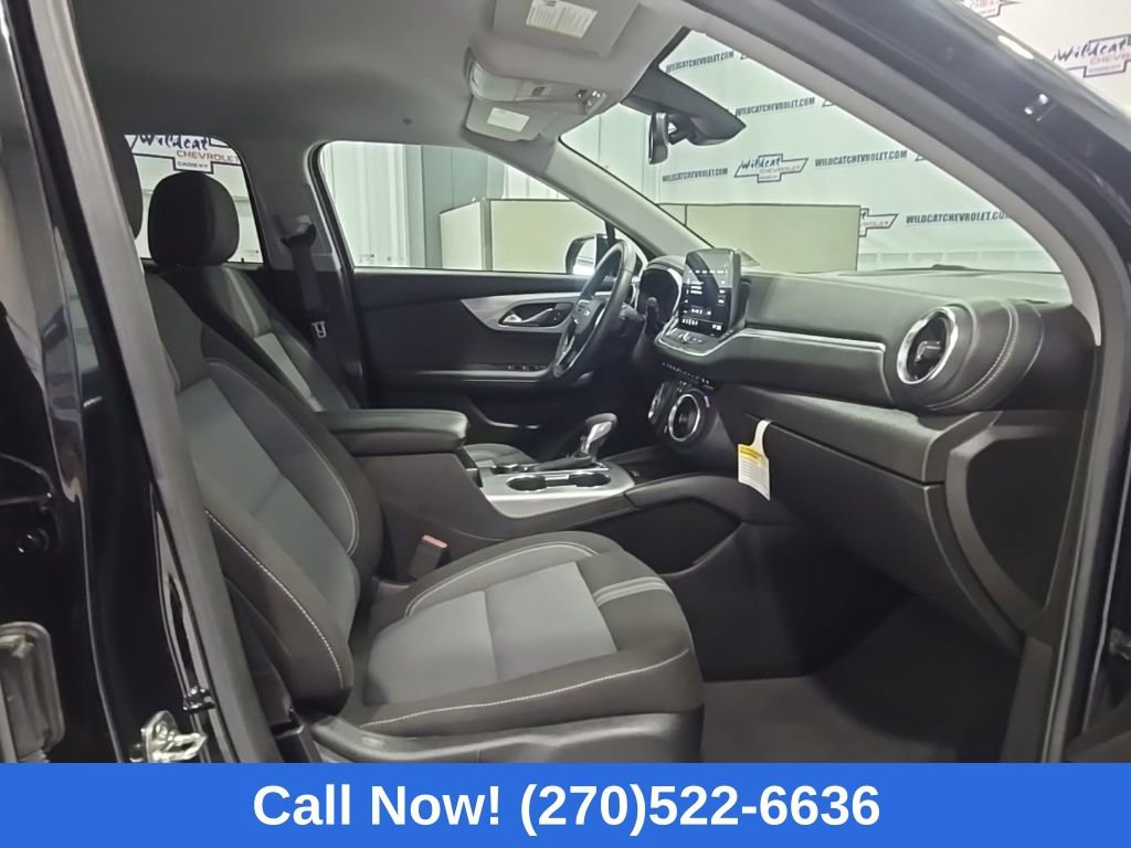 Used 2024 Chevrolet Blazer LT w/ Convenience Package image 29