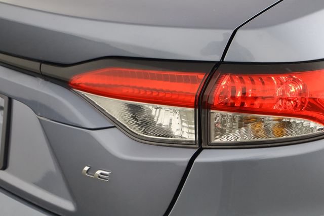 Used 2025 Toyota Corolla LE w/ Convenience Package FWD image 35