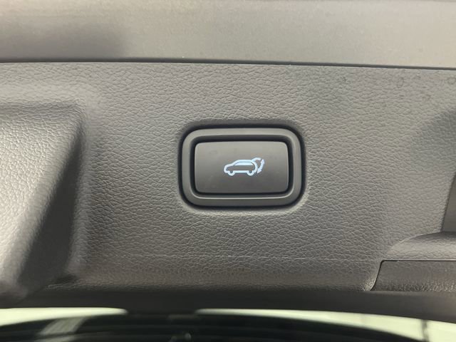 Used 2025 Hyundai Palisade Calligraphy image 17
