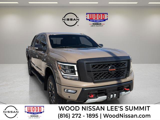 Used 2020 Nissan Titan PRO-4X w/ Pro-4x Convenience Package image 1