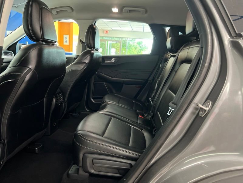 Used 2021 Ford Escape SEL FWD image 16