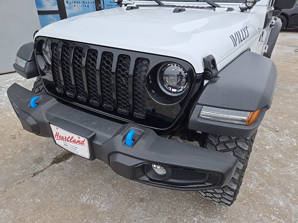 Used 2023 Jeep Wrangler Unlimited image 16