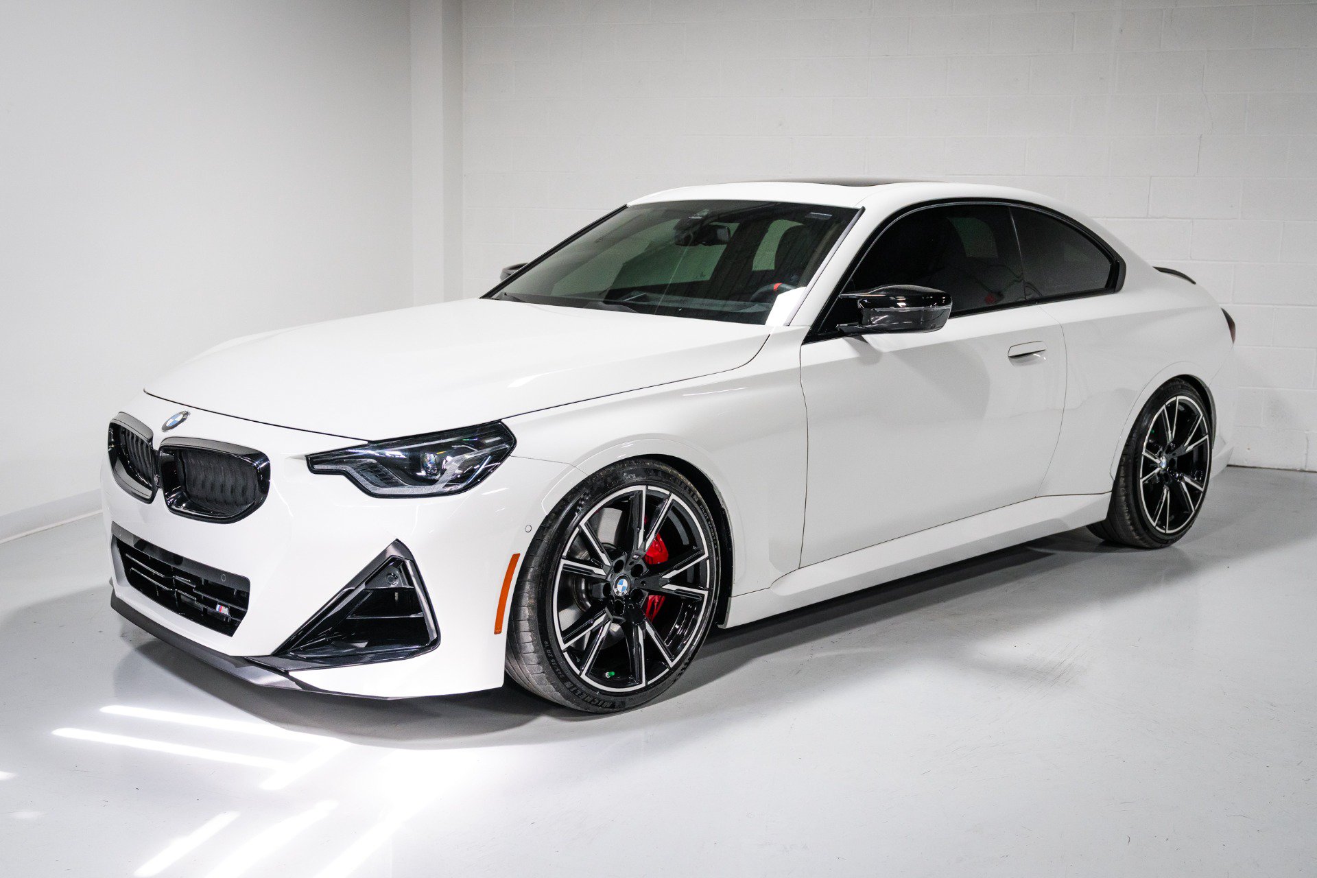 Used 2025 BMW M240i xDrive Coupe AWD/4WD image 7