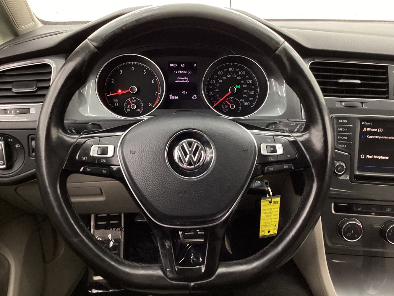 Used 2017 Volkswagen Golf Alltrack S image 31