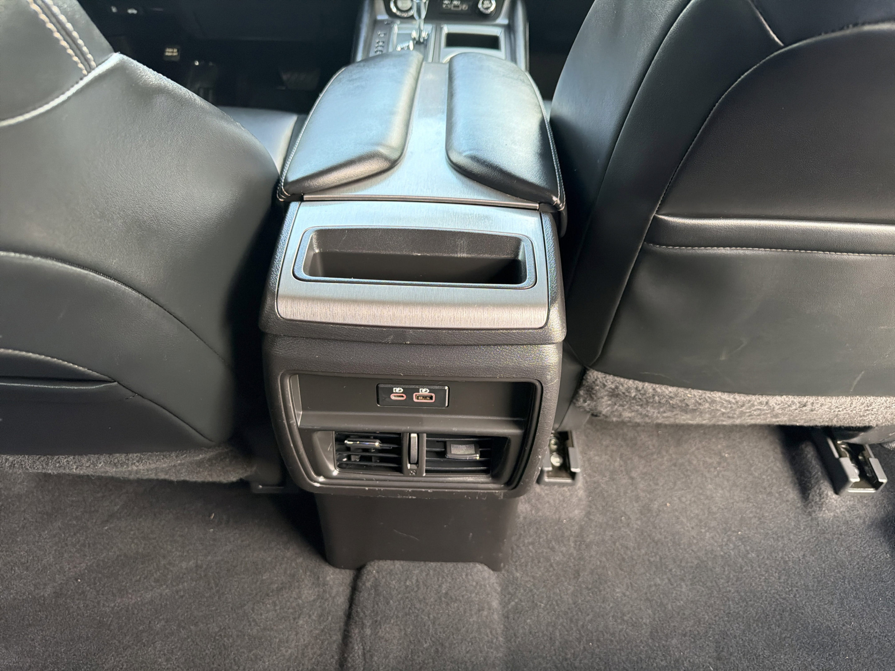Used 2022 Nissan Murano SV w/ Cargo Package FWD image 37