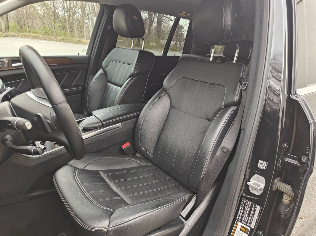 Used 2016 Mercedes-Benz GL 450 4MATIC image 11