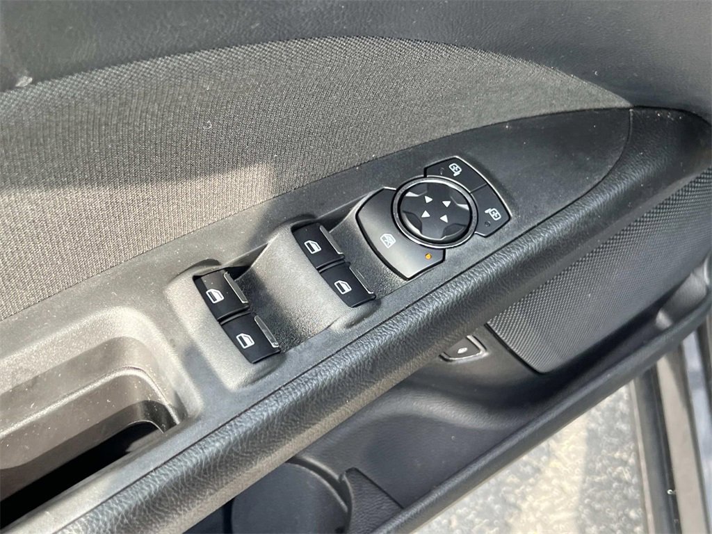 Used 2019 Ford Fusion SE image 15