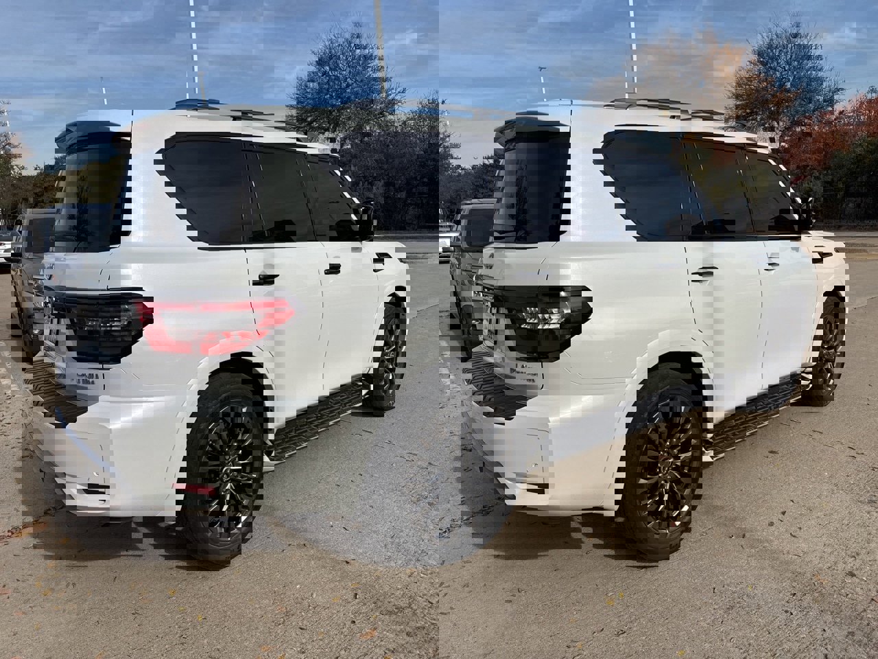 Certified 2024 Nissan Armada Platinum w/ Captain's Chairs Package image 3