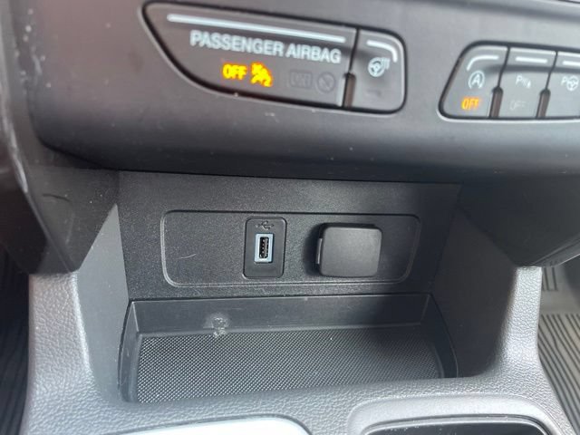 Used 2018 Ford Escape Titanium w/ Ford Safe & Smart Package AWD/4WD image 40