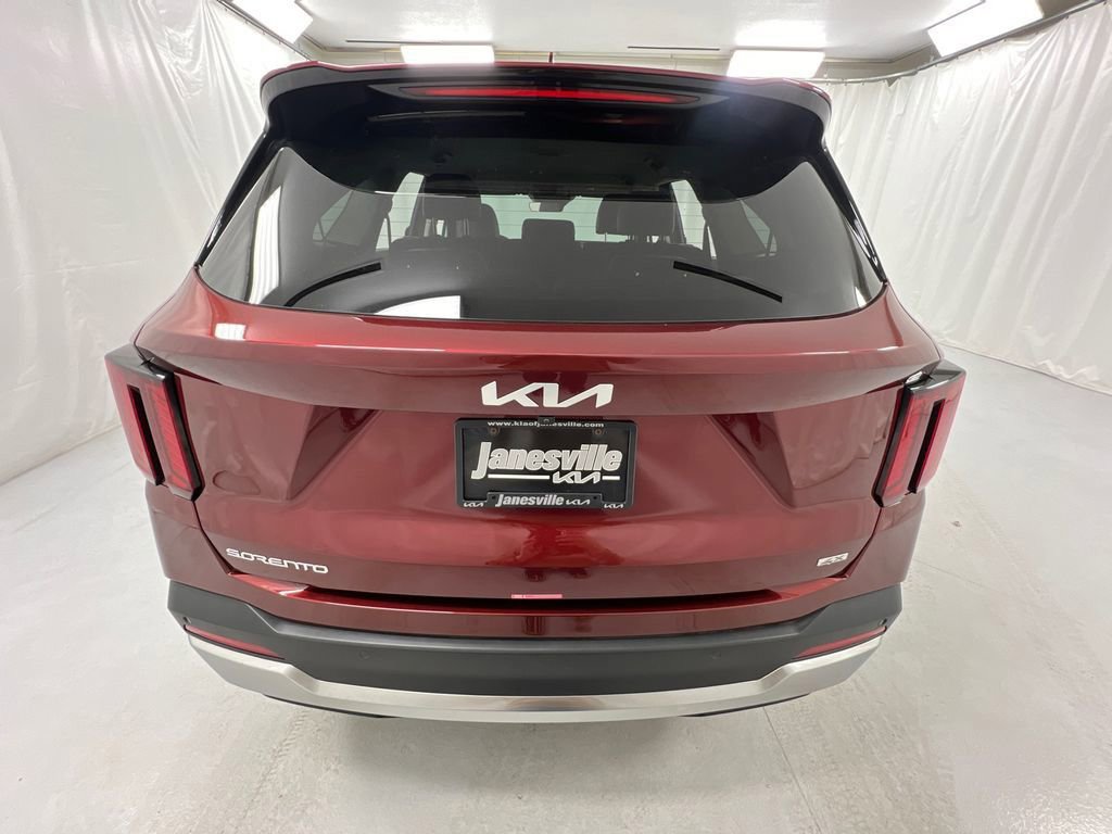 Used 2025 Kia Sorento S image 38
