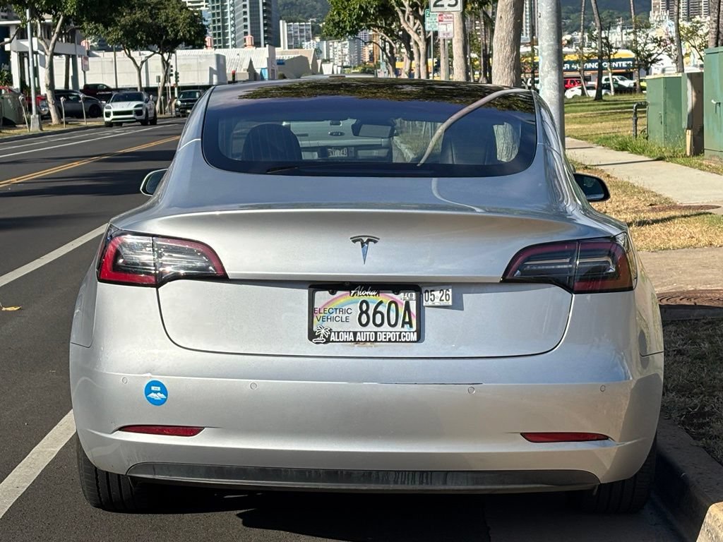 Used 2018 Tesla Model 3 Mid Range RWD image 4