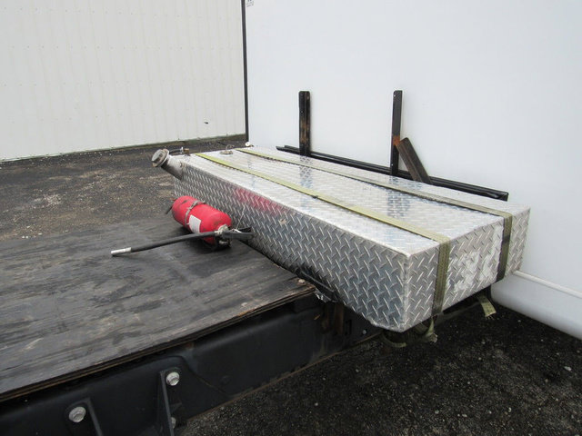 Used 2025 Ford F600 4x4 Regular Cab Super Duty w/ XL Chrome Package image 17