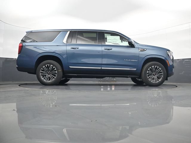 New 2026 GMC Yukon XL Elevation w/ Elevation Premium Package AWD/4WD image 32