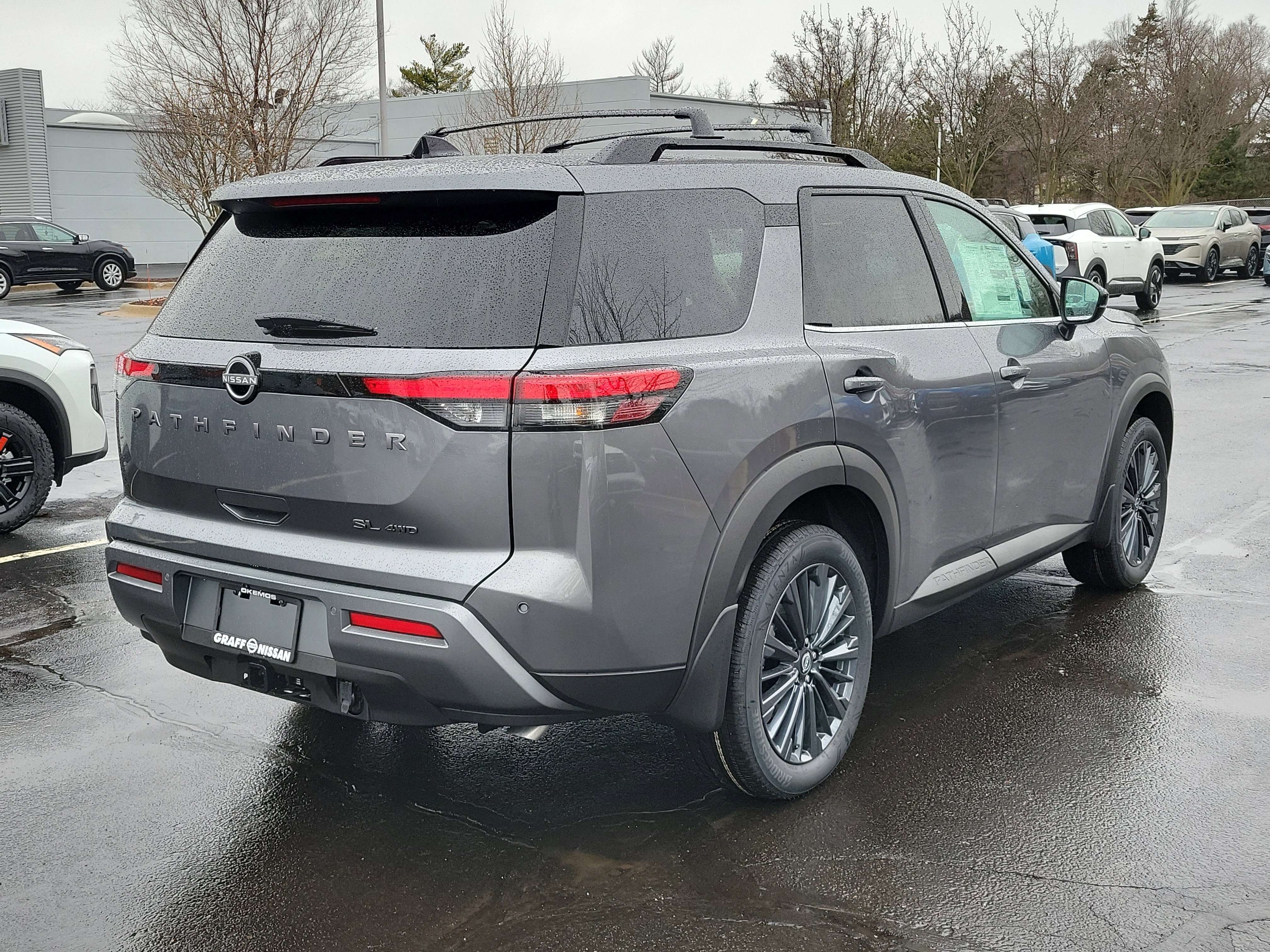 New 2026 Nissan Pathfinder SL w/ SL Premium Package image 3