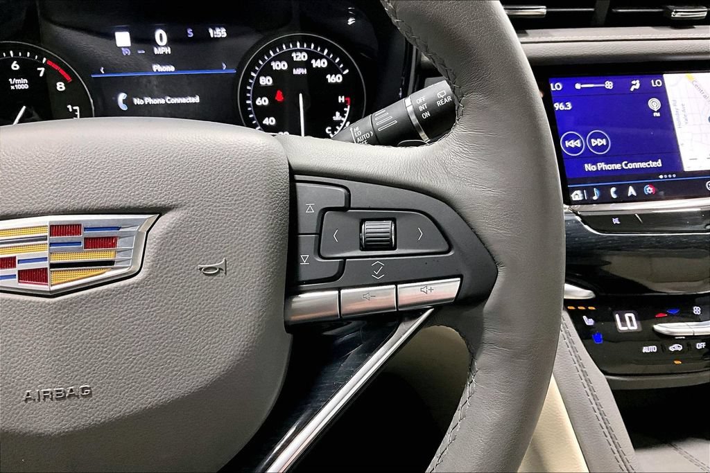 Used 2024 Cadillac XT6 Premium Luxury w/ Technology Package FWD image 26