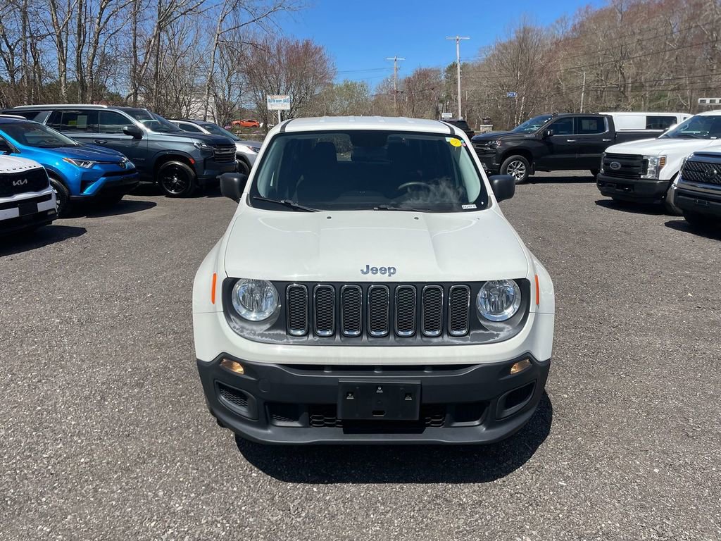 Used 2016 Jeep Renegade Sport w/ Power & Air Group AWD/4WD image 3