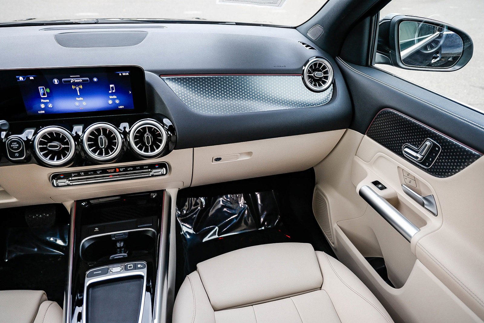 Certified 2025 Mercedes-Benz GLA 250 GLA 250 image 15