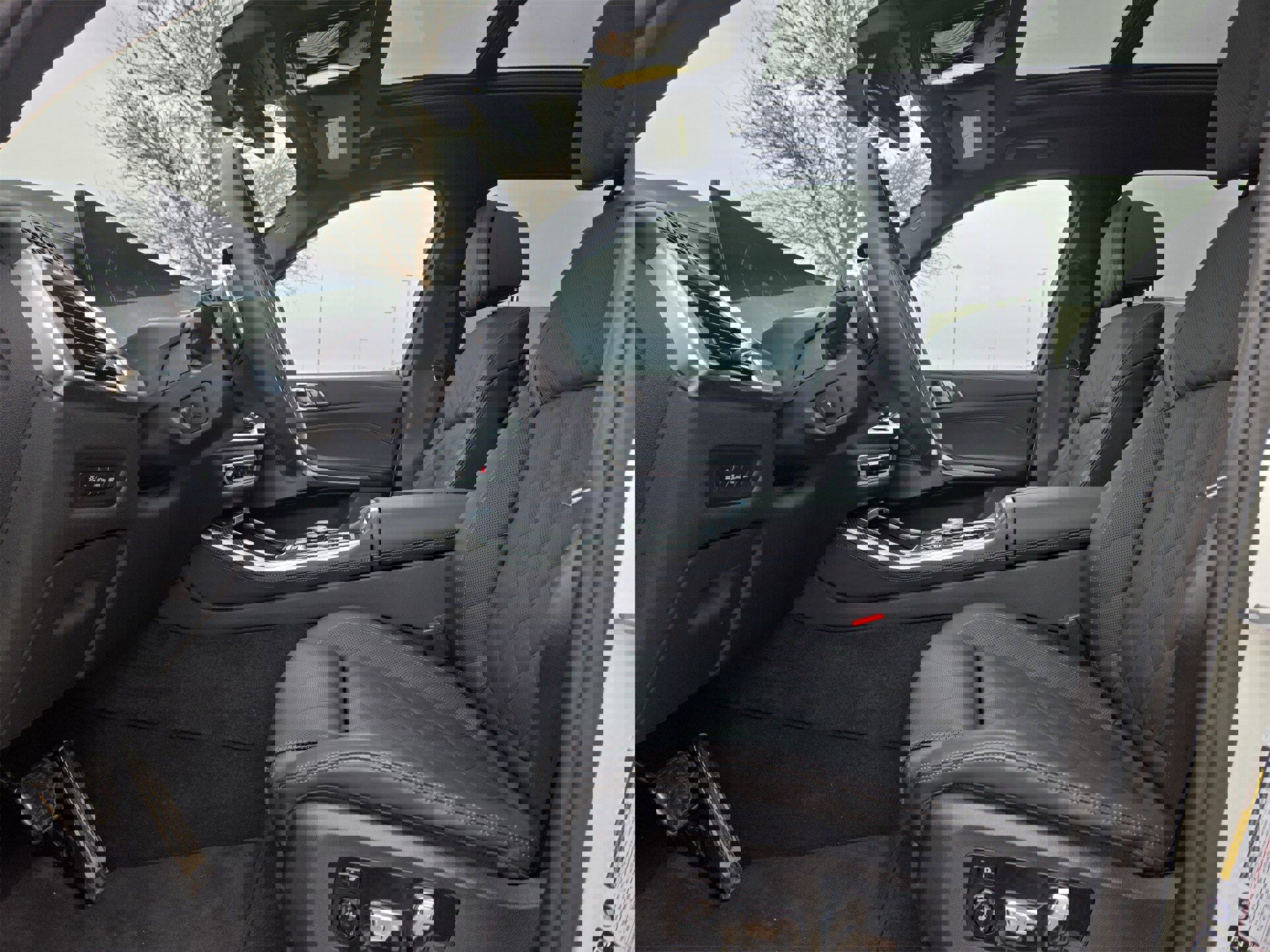 Used 2026 BMW X5 M60i image 16