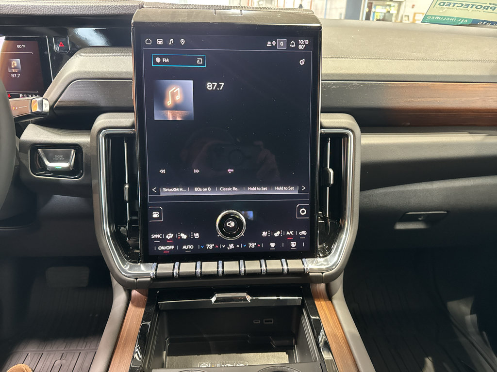New 2026 GMC Yukon XL Denali w/ LPO, Floor Liner Package AWD/4WD image 32
