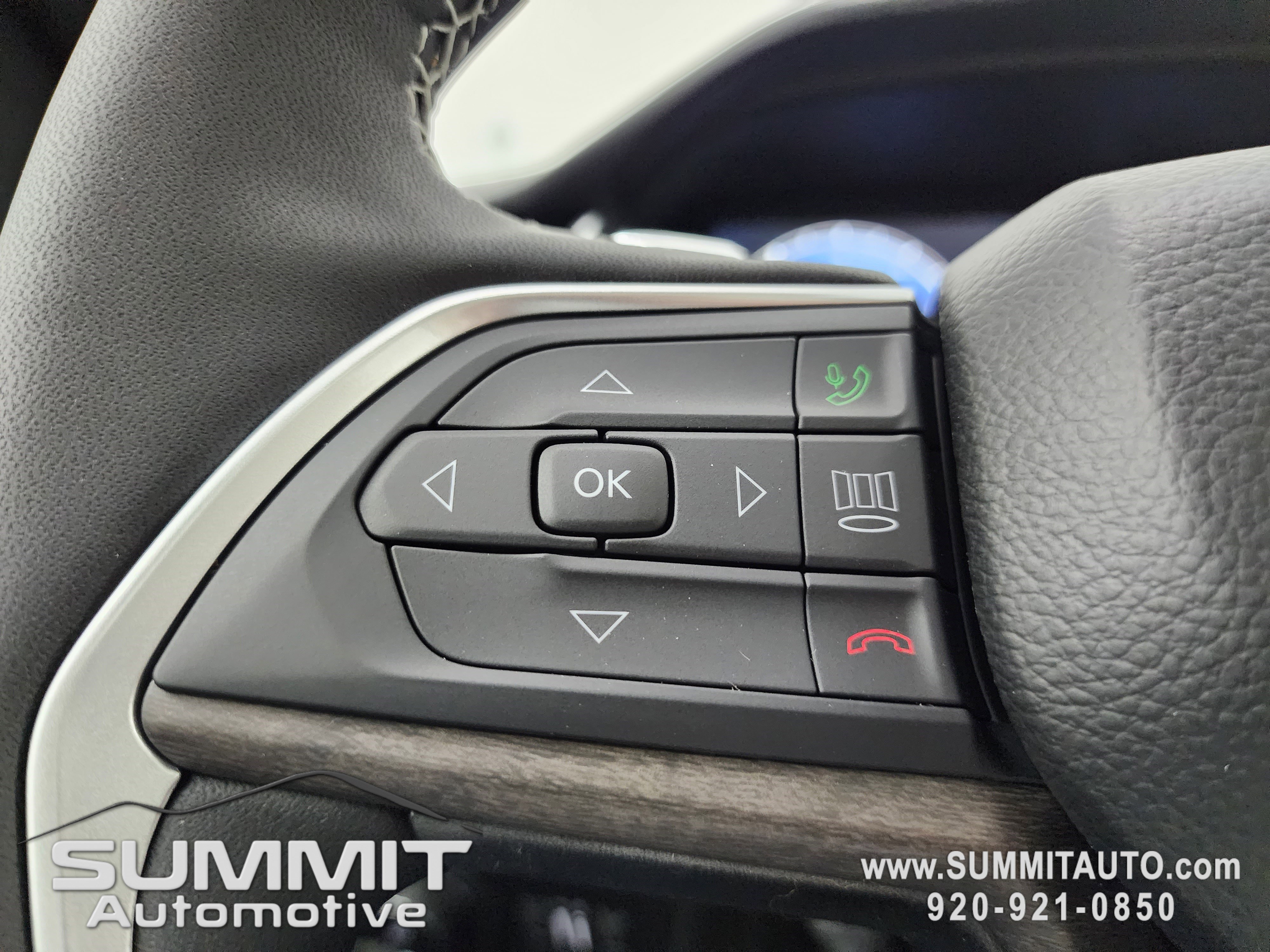 New 2025 Jeep Grand Cherokee Limited w/ Luxury Tech Group II image 16