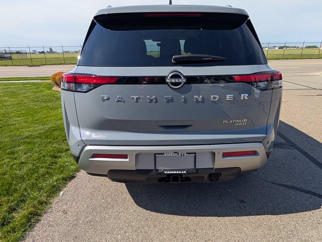 Used 2024 Nissan Pathfinder Platinum AWD/4WD image 8