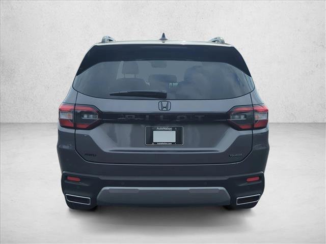 New 2026 Honda Pilot Touring image 8