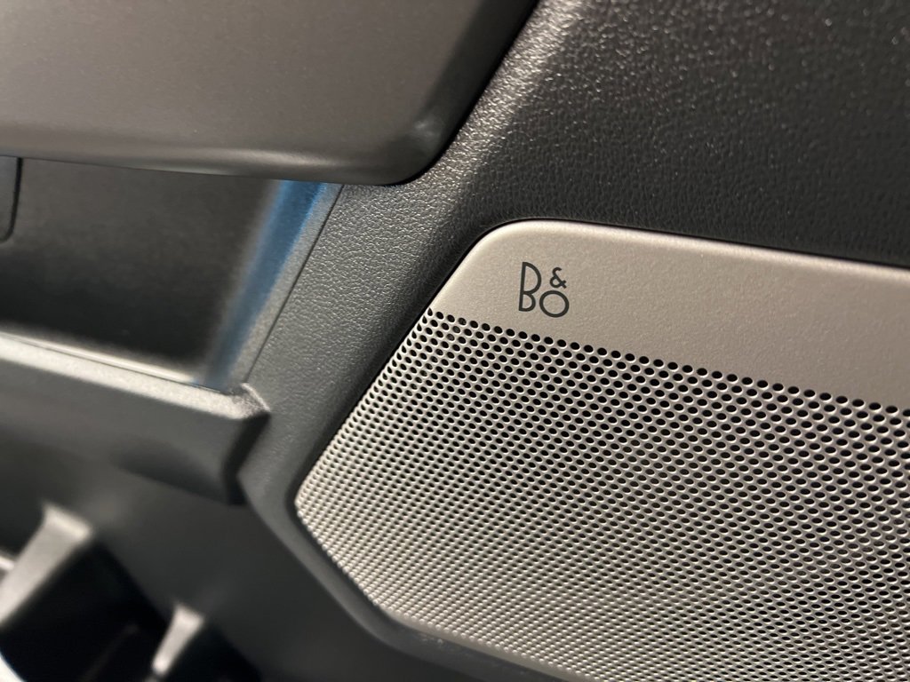 Certified 2025 Ford F150 Lightning Lariat image 28