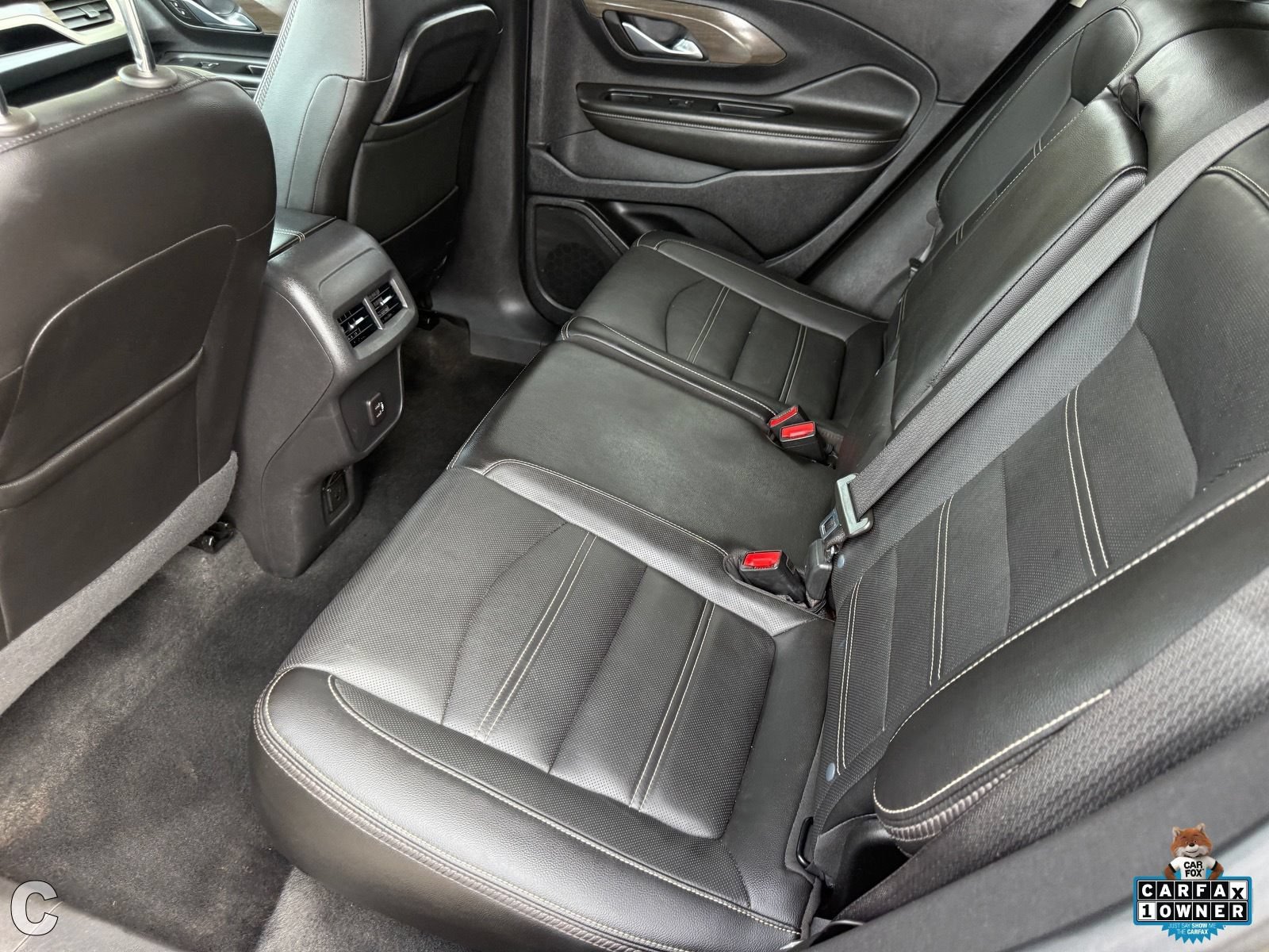Used 2023 GMC Terrain Denali AWD/4WD image 26