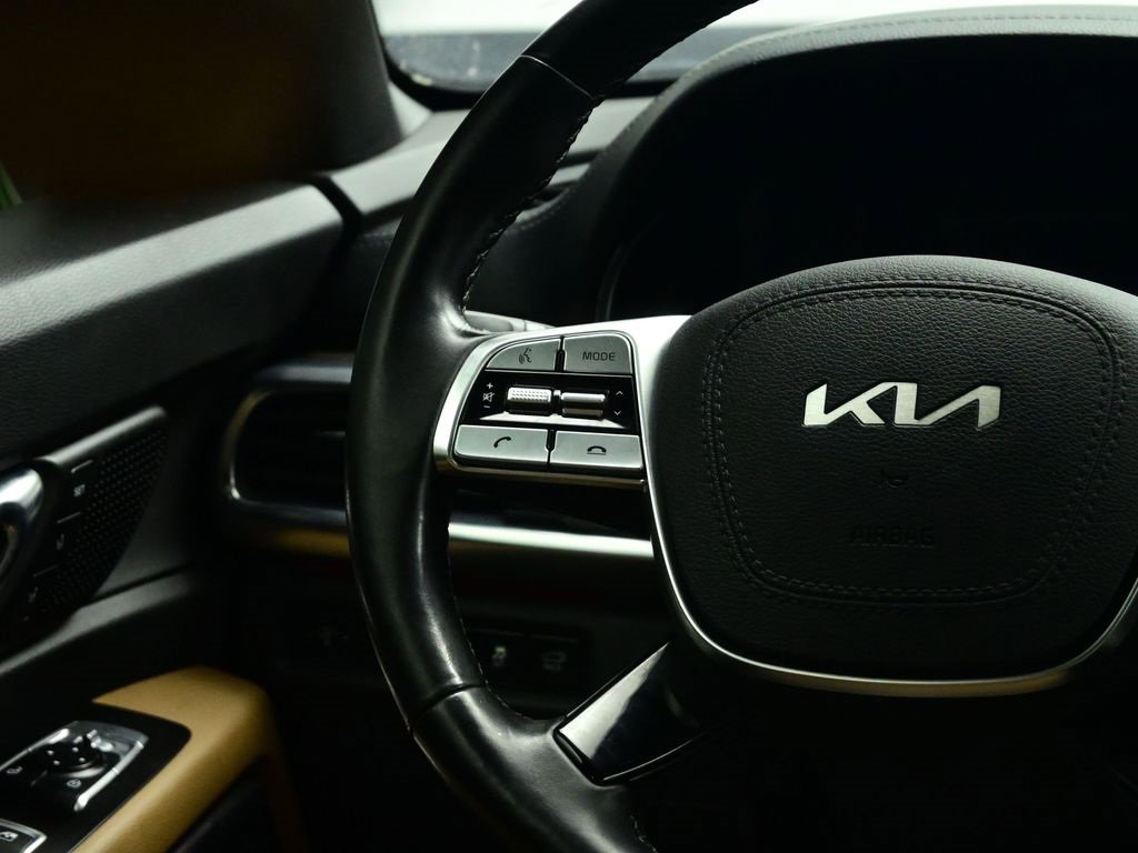 Used 2022 Kia Telluride SX image 11