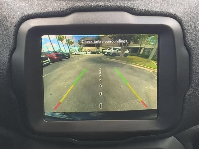Used 2020 Jeep Renegade Altitude FWD image 25