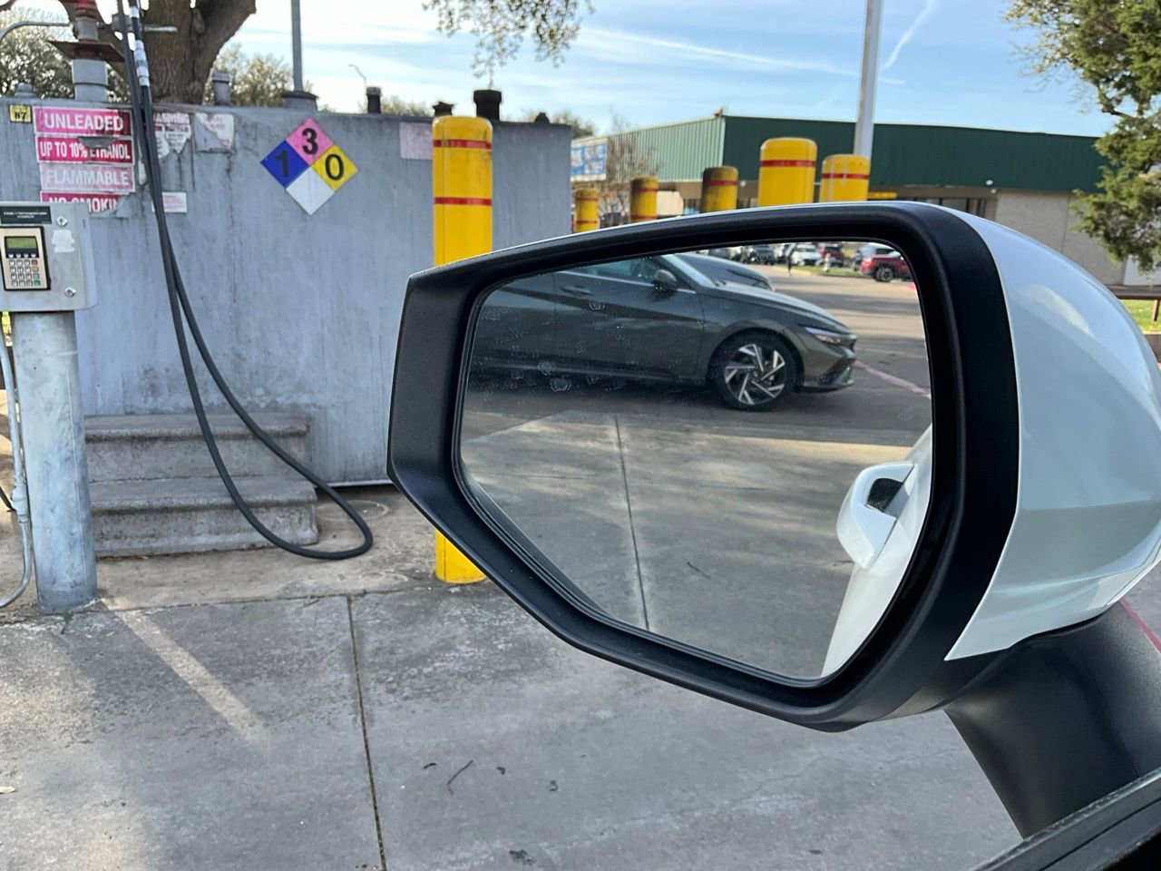 Used 2025 Kia Sportage LX image 19