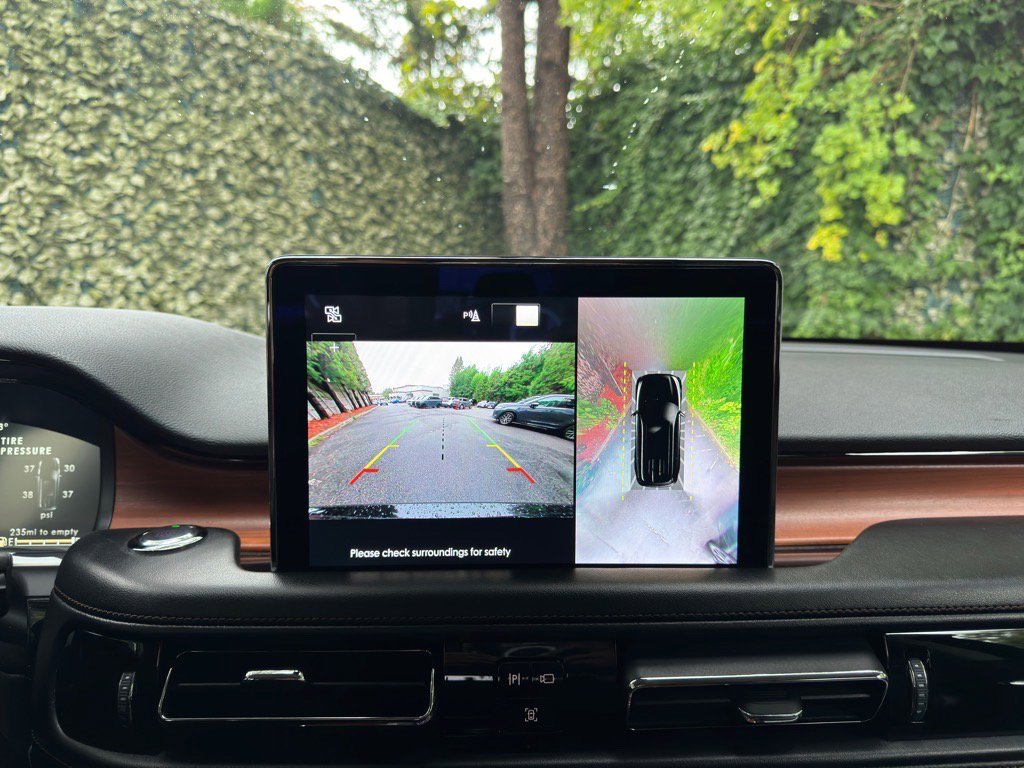 Used 2020 Lincoln Aviator Reserve w/ Equipment Group 201A image 14