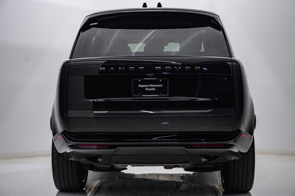 Used 2025 Land Rover Range Rover Long Wheelbase SE AWD/4WD image 8