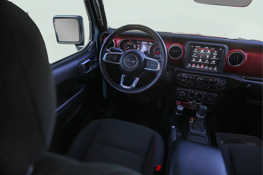 Used 2023 Jeep Wrangler Unlimited Rubicon w/ Cold Weather Group AWD/4WD image 25