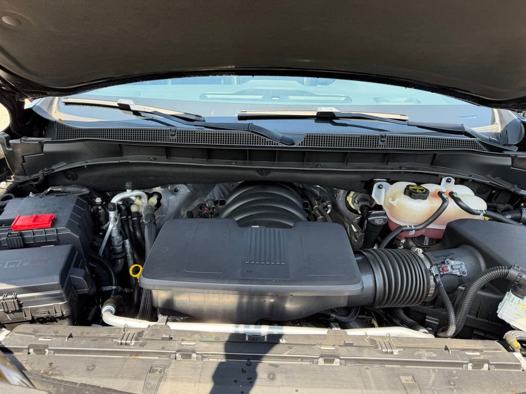 Used 2024 Chevrolet Tahoe Z71 w/ Luxury Package image 14